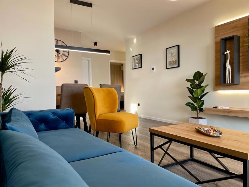 Apartment Linda With Panoramic Sea View Makarska Exterior foto