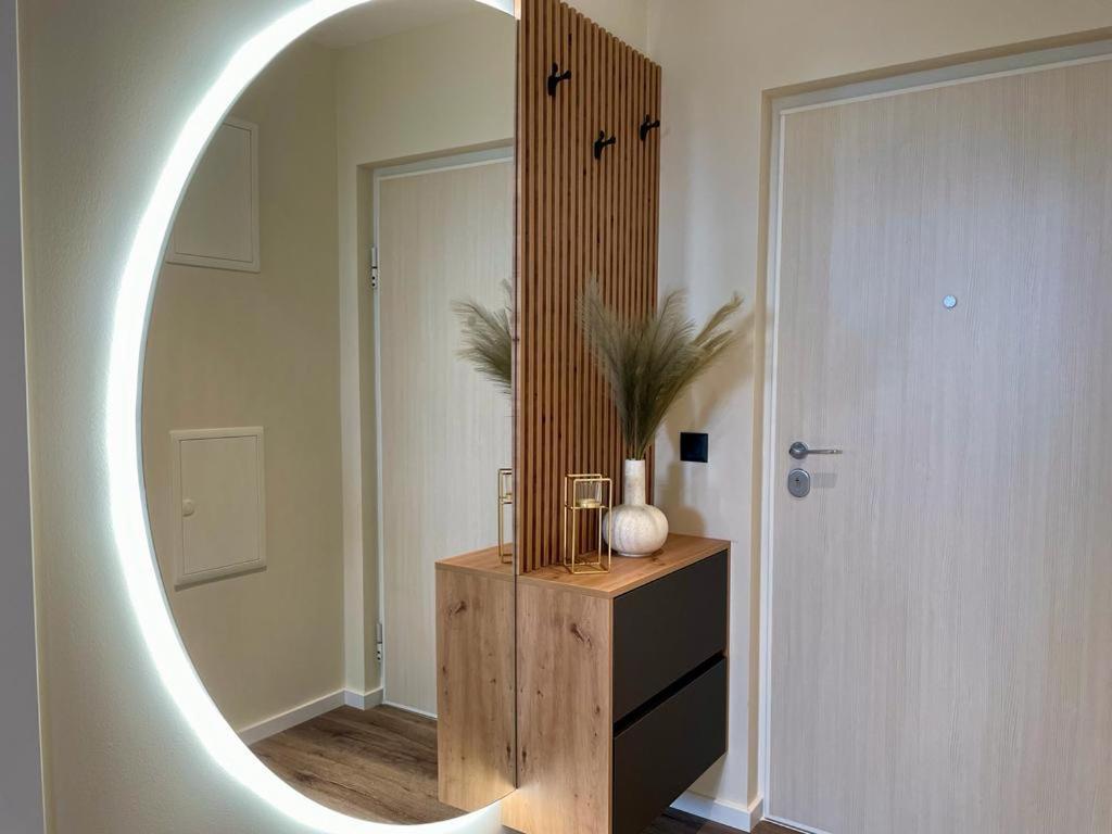 Apartment Linda With Panoramic Sea View Makarska Exterior foto